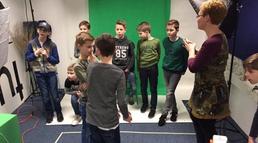 Instructie voordat we "Say cheese" en de Stepup-challege gaan doen in de Videostudio